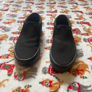 Men’s Black out Slip-On Vans Size 9